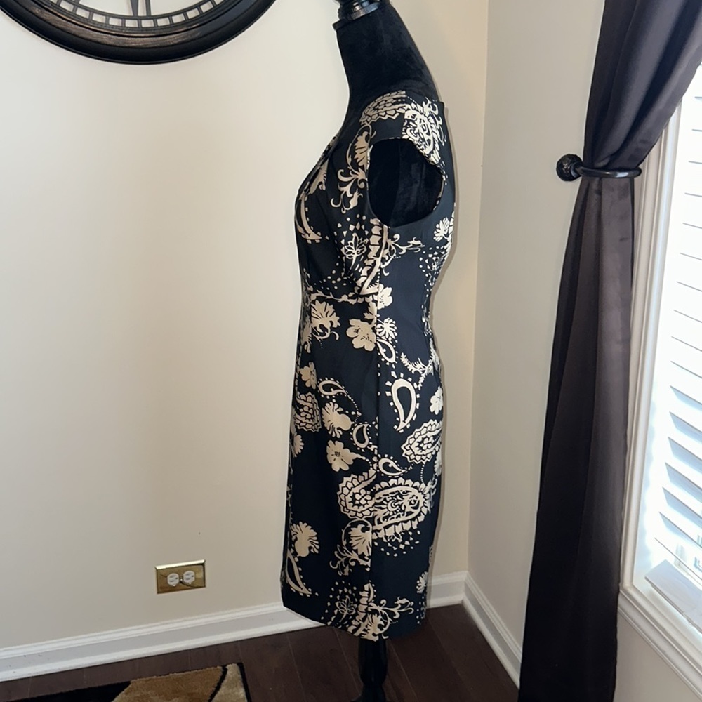 Ronni Nicole Black & Tan Floral Print Dress - Picture 3 of 7
